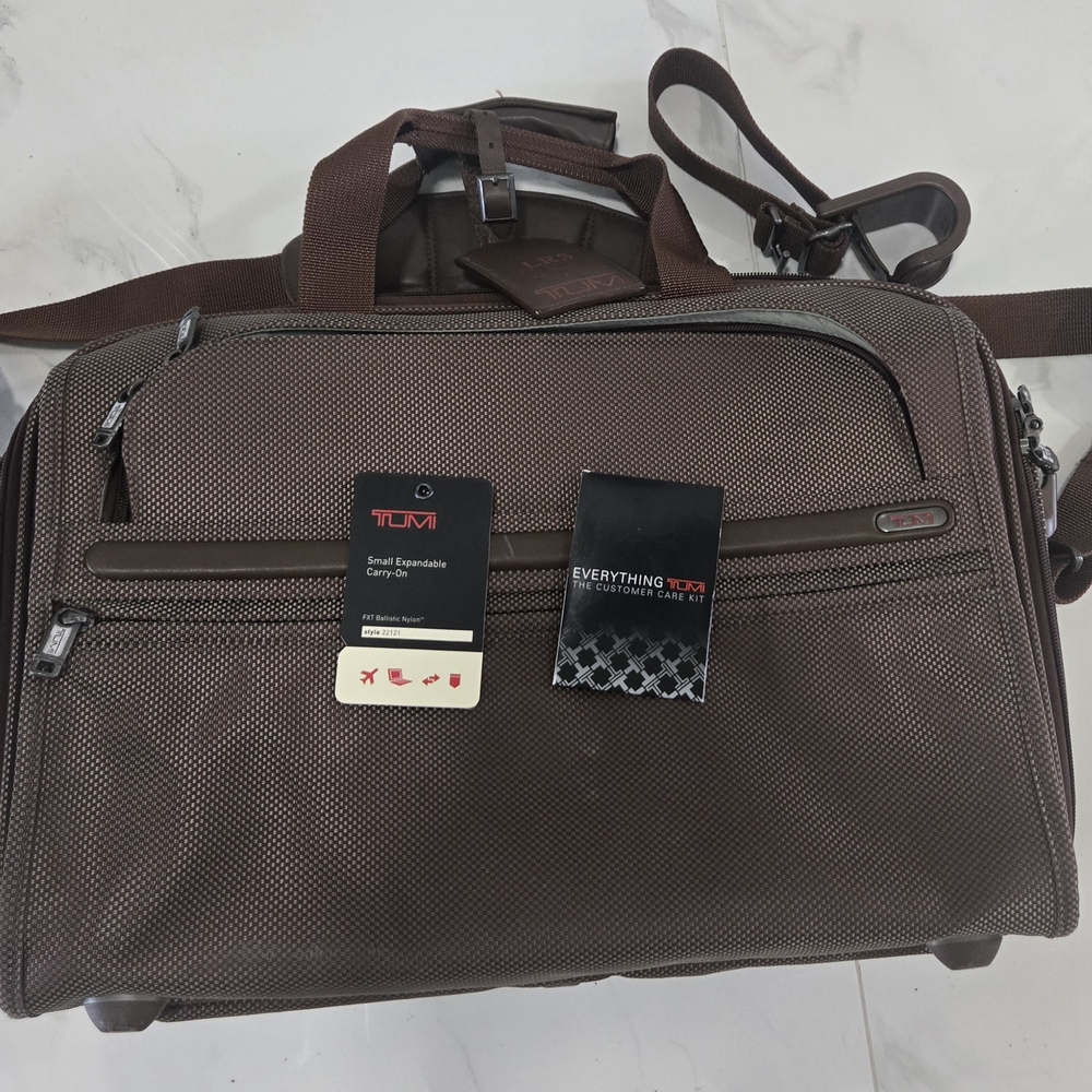 Tumi Brown Leather Briefcase With Multiple Compar… - image 2